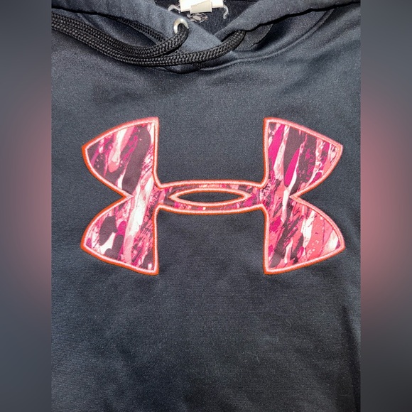 Under Armour Black Hoodie - Picture 2 of 3